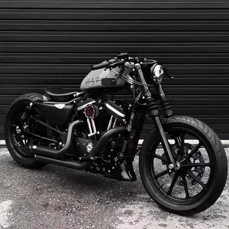 Moto Vintage Cruiser 700cc – 200 km/h Essence