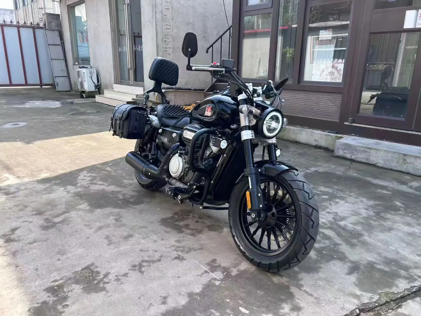 Jinjila 300cc – Moto Rétro Cruiser à Essence | Streetbike Vintage